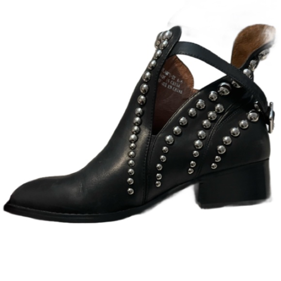 Like NEW Jeffrey Campbell Black Boots - Picture 6 of 6